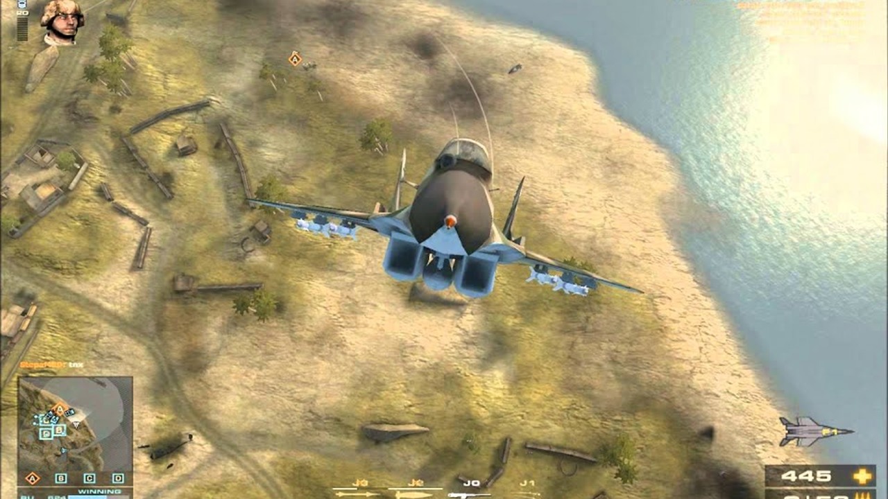 Johnysnake vliegt met een jet boven de Oman-map.
