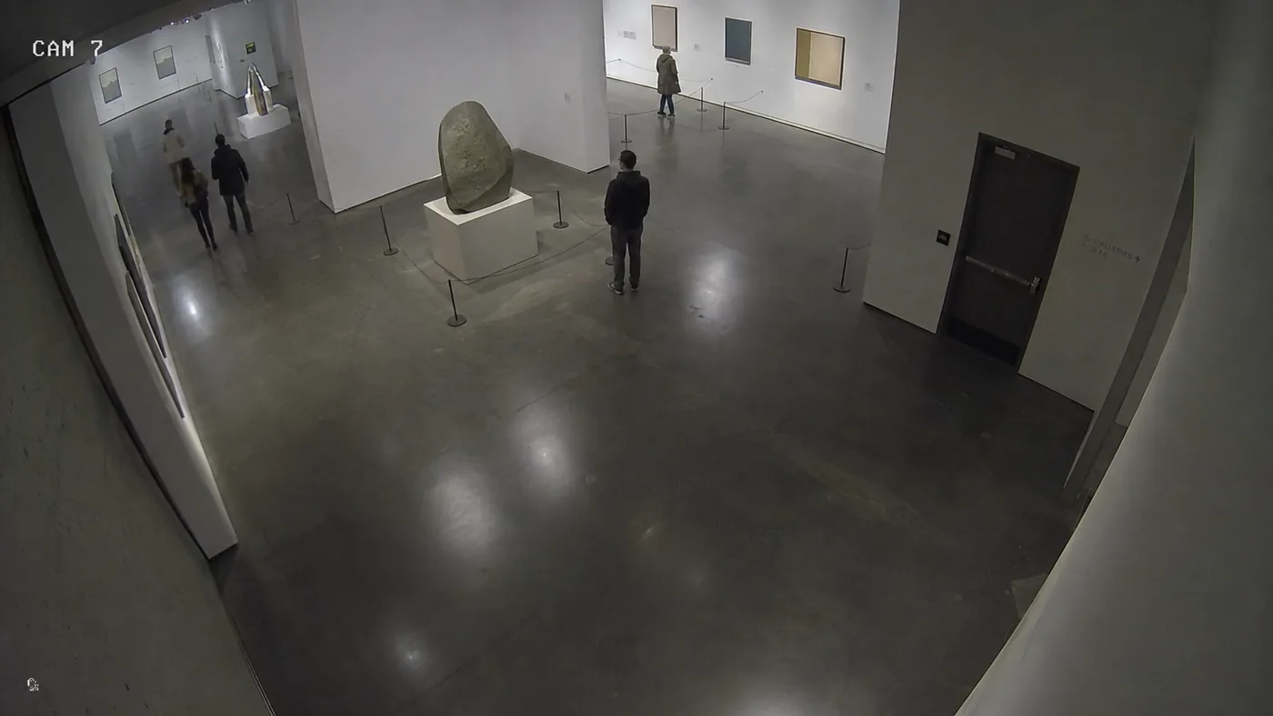 Museum met meerdere bezoekers